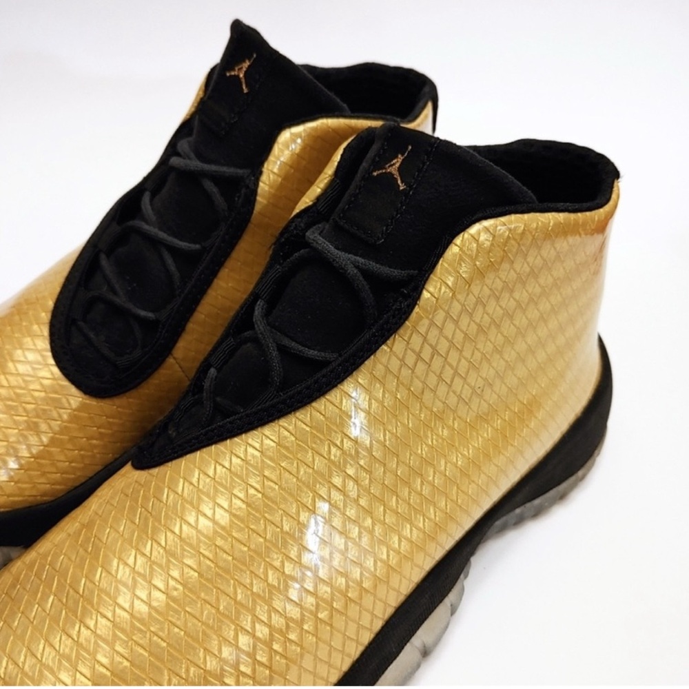 Air Jordan Metallic Gold Coin Future GS Sneakers Size 6.5Y